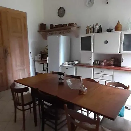 Palac Stanica Farma Przeworno