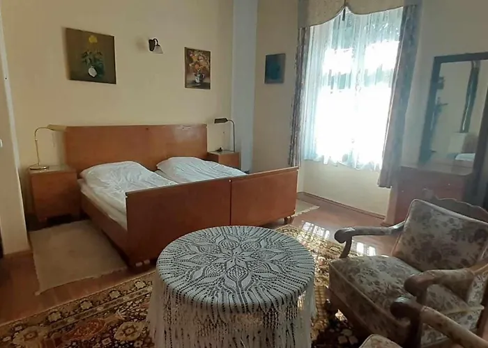 Palac Stanica Przeworno