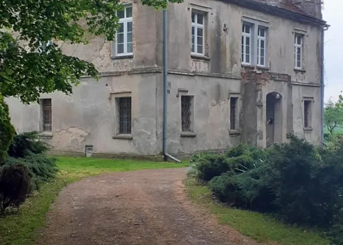 Palac Stanica Przeworno