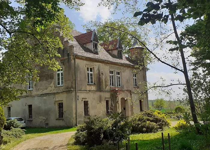 Palac Stanica Фермерский дом *