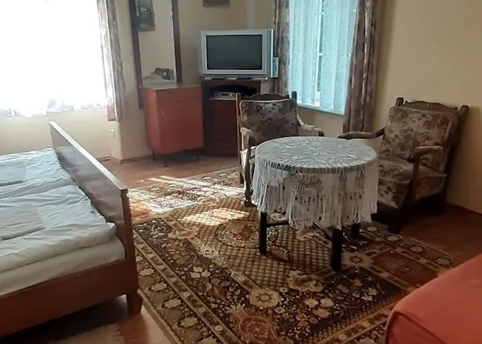 Palac Stanica * Przeworno