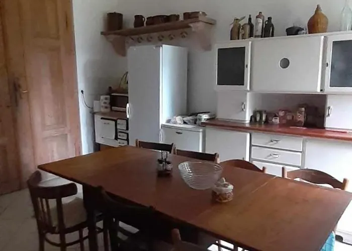 Palac Stanica Фермерский дом Przeworno